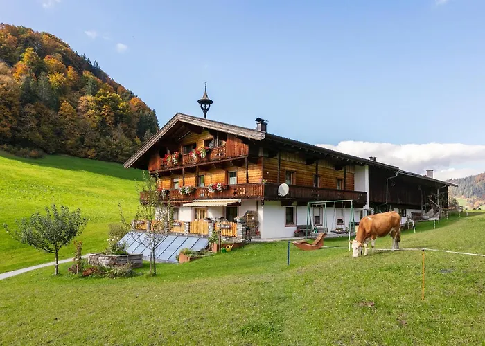 Tiroler Bergtraum 2 Апартаменты *